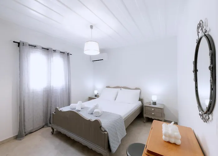 Marithea's * Nafplio